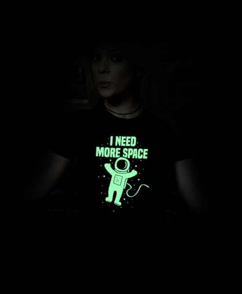 I Need More Space (Glow in the Dark), Women